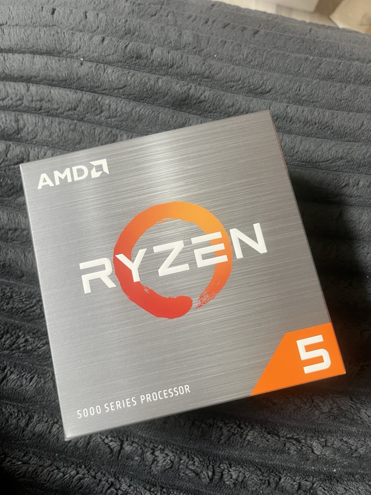 AMD Ryzen 5 5500 Processor (4.2 GHz, 6 Cores, Socket AM4) Тray – 100-000000457