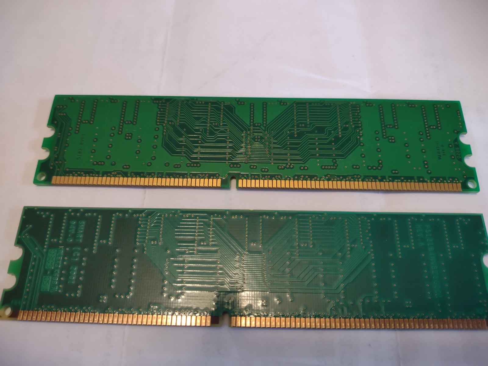 512MB (2x256MB), 184-pin, DDR-266MHz, PC2100U, 2.5V, CL2.5, unbuffered