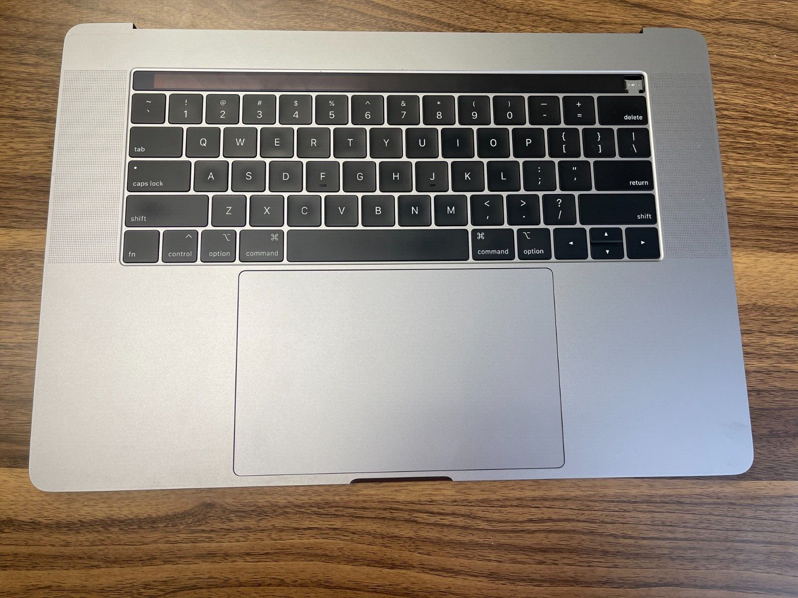 OEM MacBook Pro 15 2018 2019 A1990 Palmrest + Touchpad + Keyboard + WORKING Bat