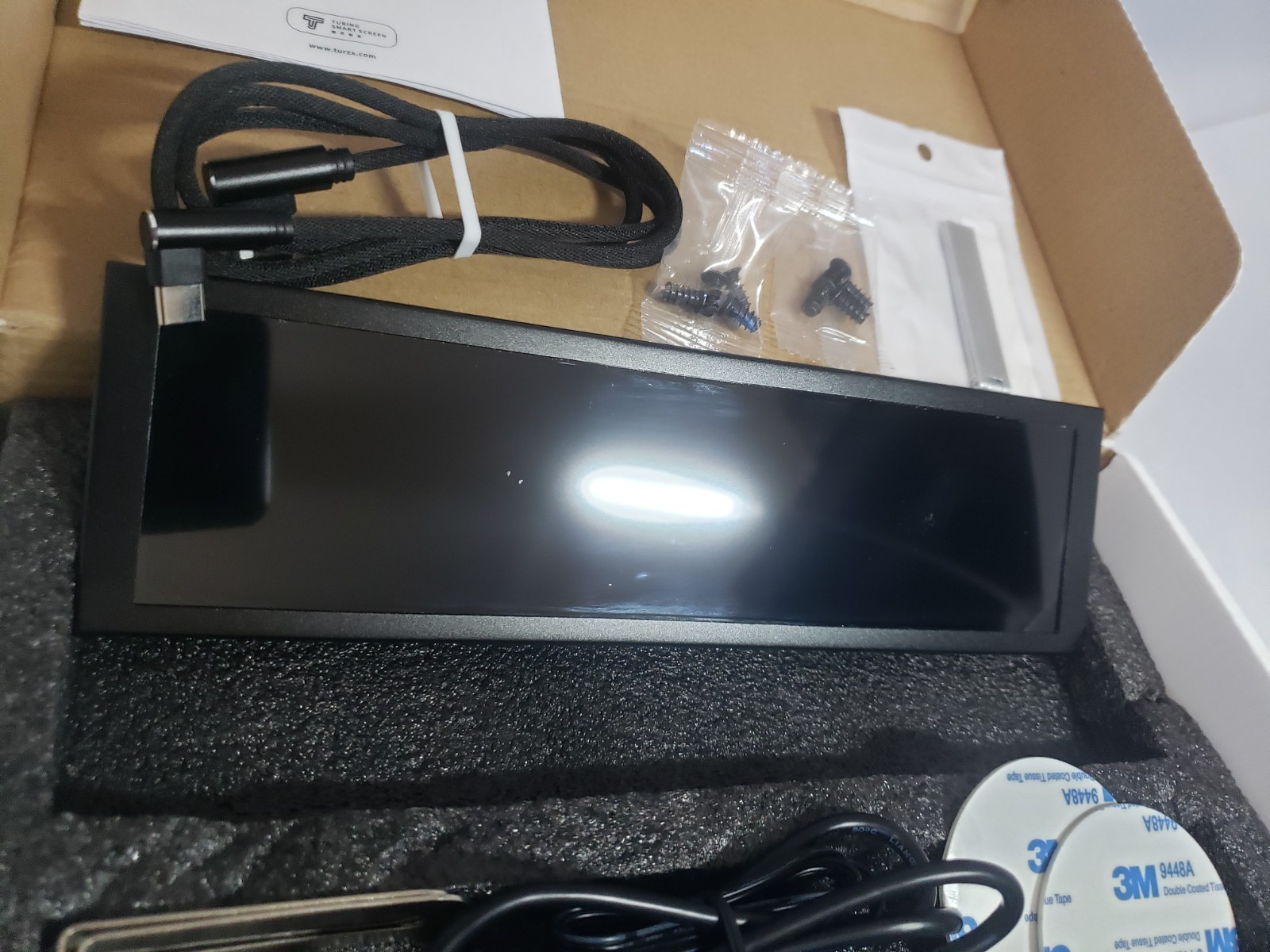 TURING Smart Screen – 8.8 Inch, IPS Panel, 1920×480, USB-C, PC Case Screen