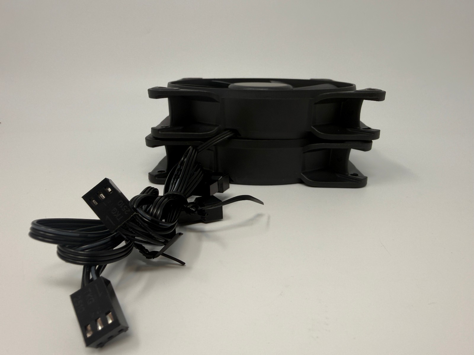 Lot of 2 Fractal Design Aspect 12 120mm 1200 RPM 3 Pin Case Fans (Black) *TESTED