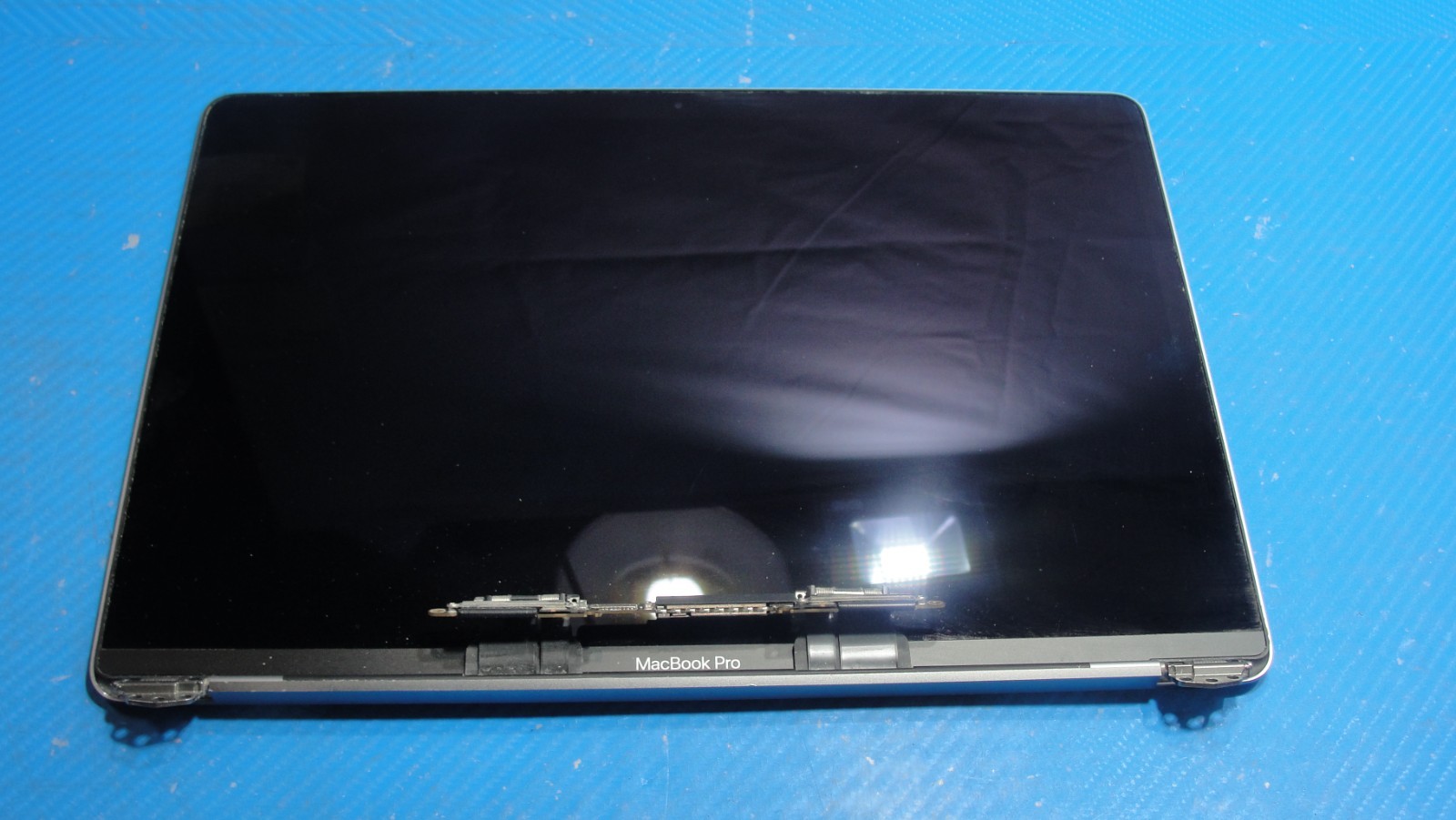 MacBook Pro 13″ A2159 Mid 2019 MUHN2LL Glossy LCD Screen Assembly Gray 661-12829