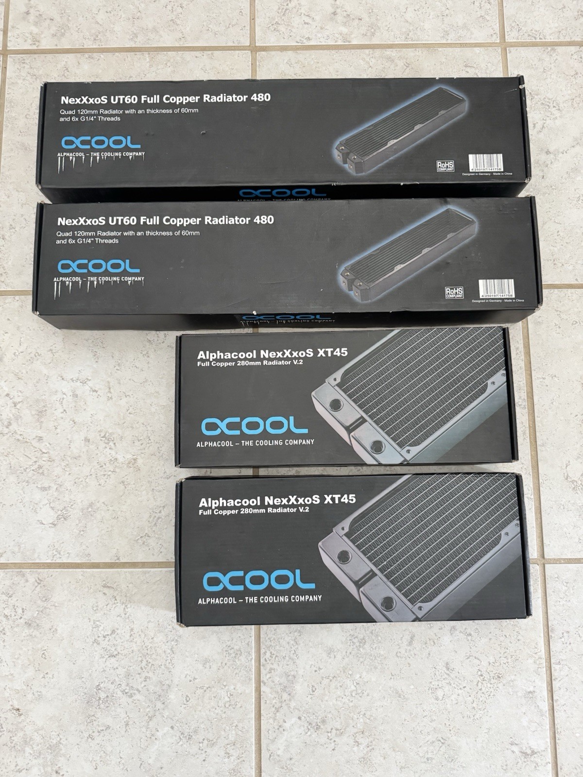 Alphacool NexXxos UT60 Full Copper Radiator, 480mm, Quad Fan Not Included, Black