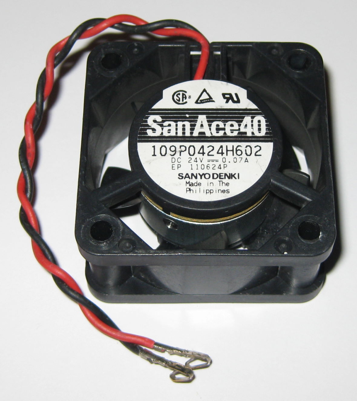San Ace 40 mm Fan – 24 V DC – 8 CFM – 20 mm Thick – 109P0424H602 – 8300 RPM