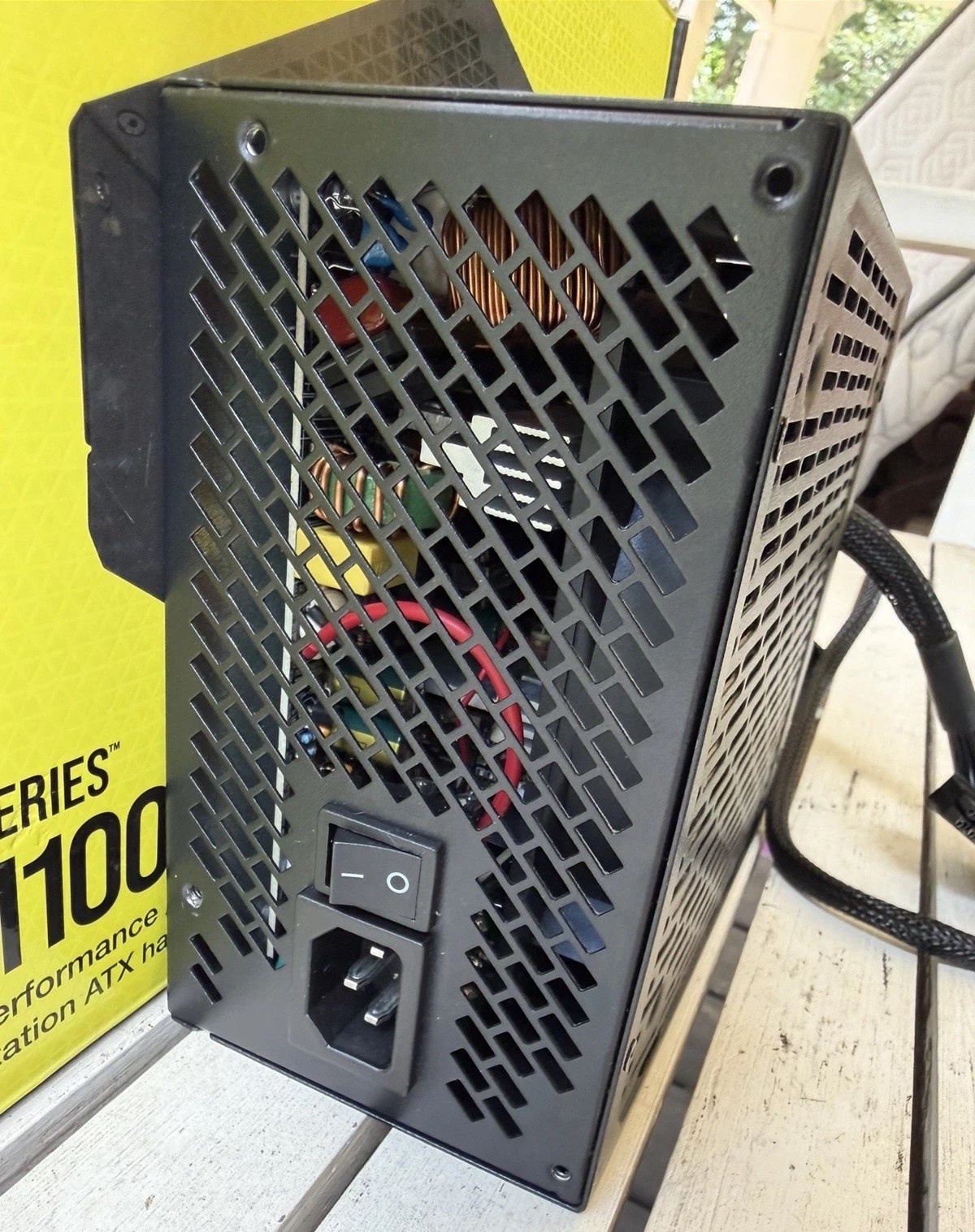 Yeyian Raiden 650W Power Supply 80+ Gold (Used)- Includes Corsair RM1000x Cables