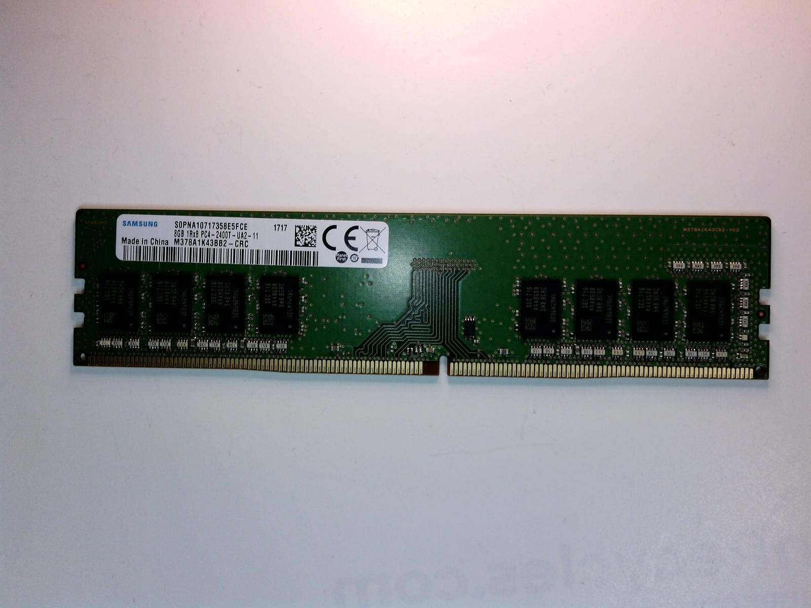 DDR4-2400T PC4-2400T UDIMM 8GB PC4-19200 DDR4-2400 1Rx8 UDIMM RAM M378A1K43BB2-C