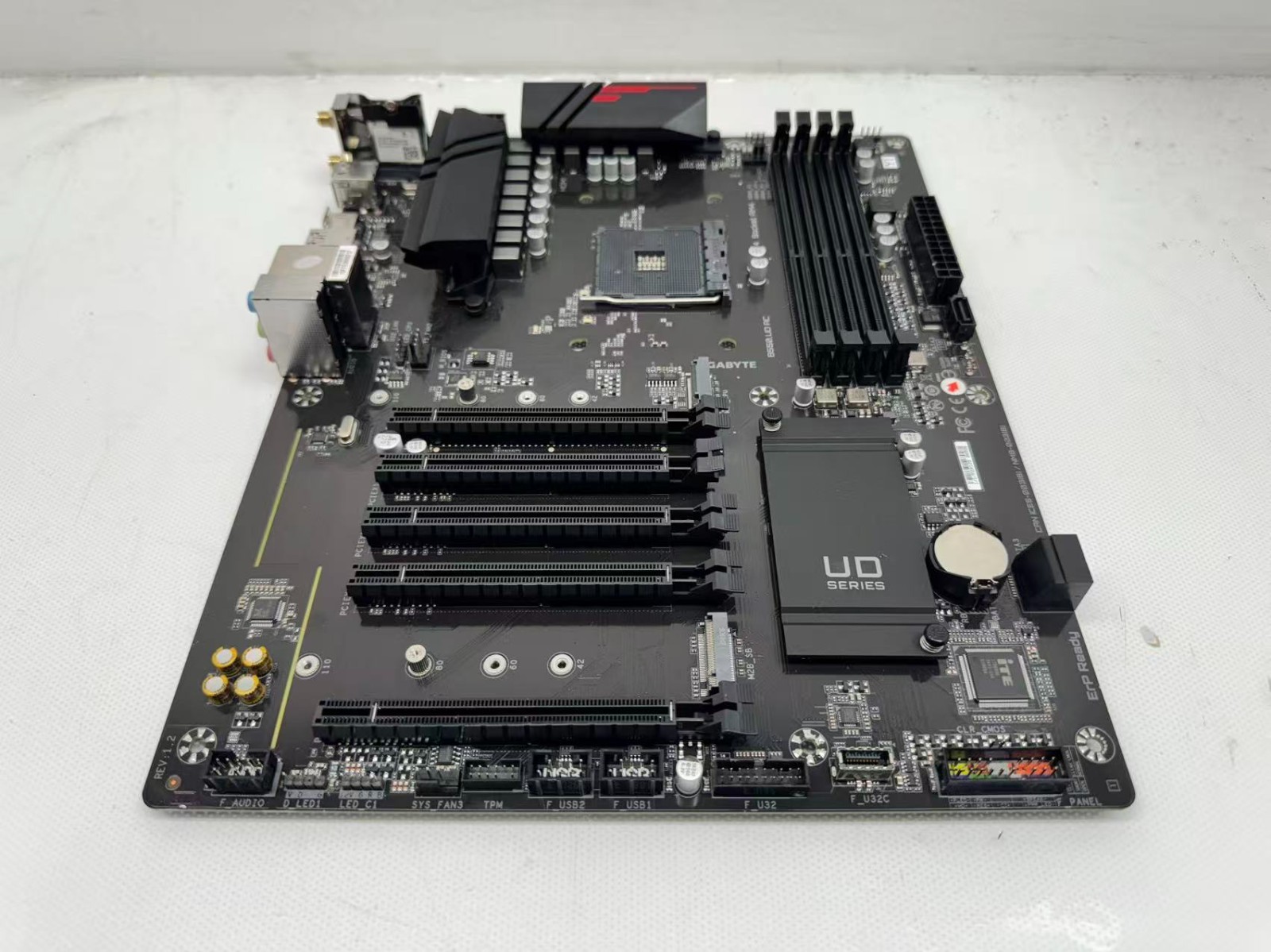 GIGABYTE B550 UD AC ATX Motherboard AMD Socket AM4 DDR4 HDMI **READ**