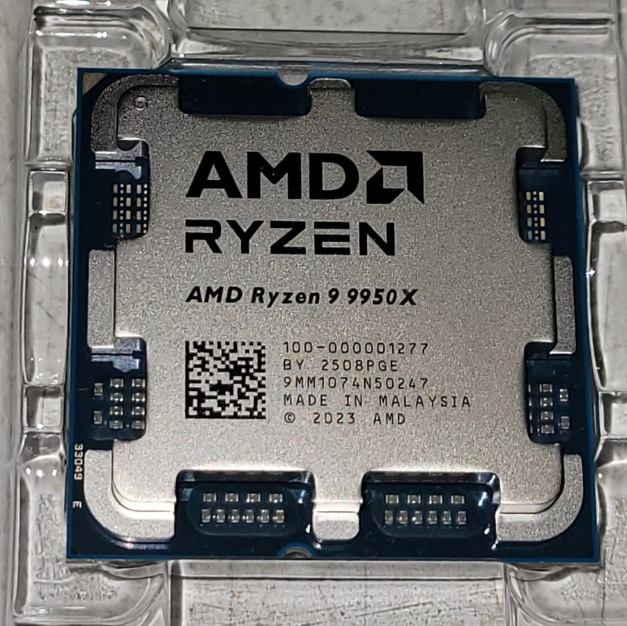 AMD Ryzen 9 9950X 16 Core 32 Thread 4.3 GHz 5.7 GHz Max Boost Socket AM5