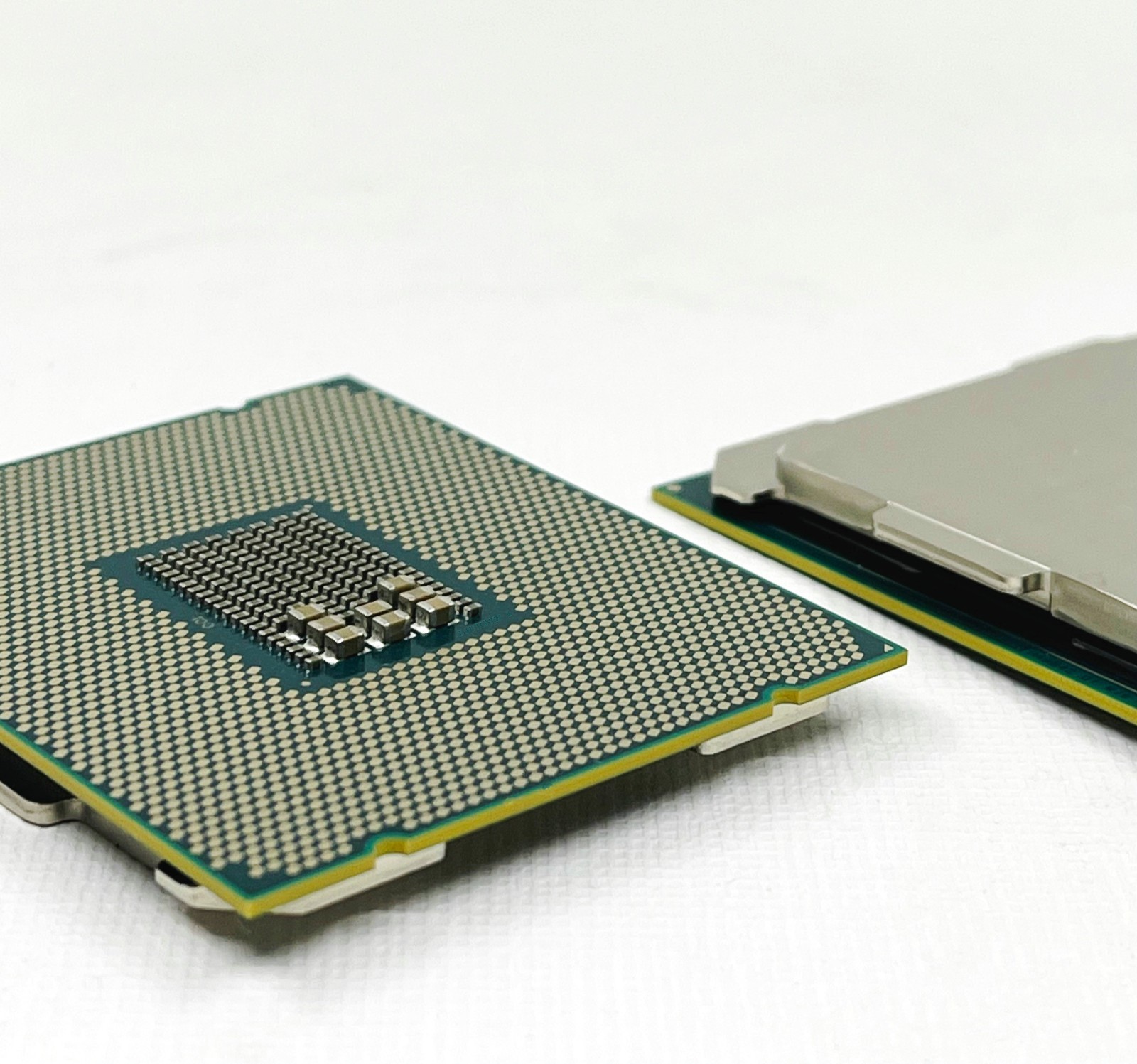 2X Intel Xeon E5-2690V4 SR2N2 2.4GHz 14Core 35MB 2400MHz 125W LGA2011 Server CPU
