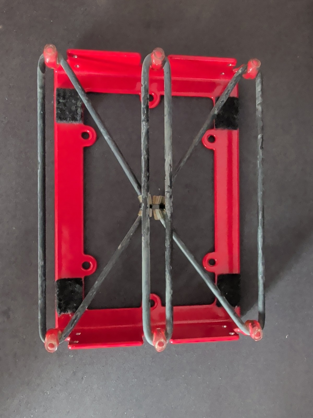 Universal 3.5 HDD Anti-Vibration Silent Mount – Red Edition – 5.25 Bay Adapter
