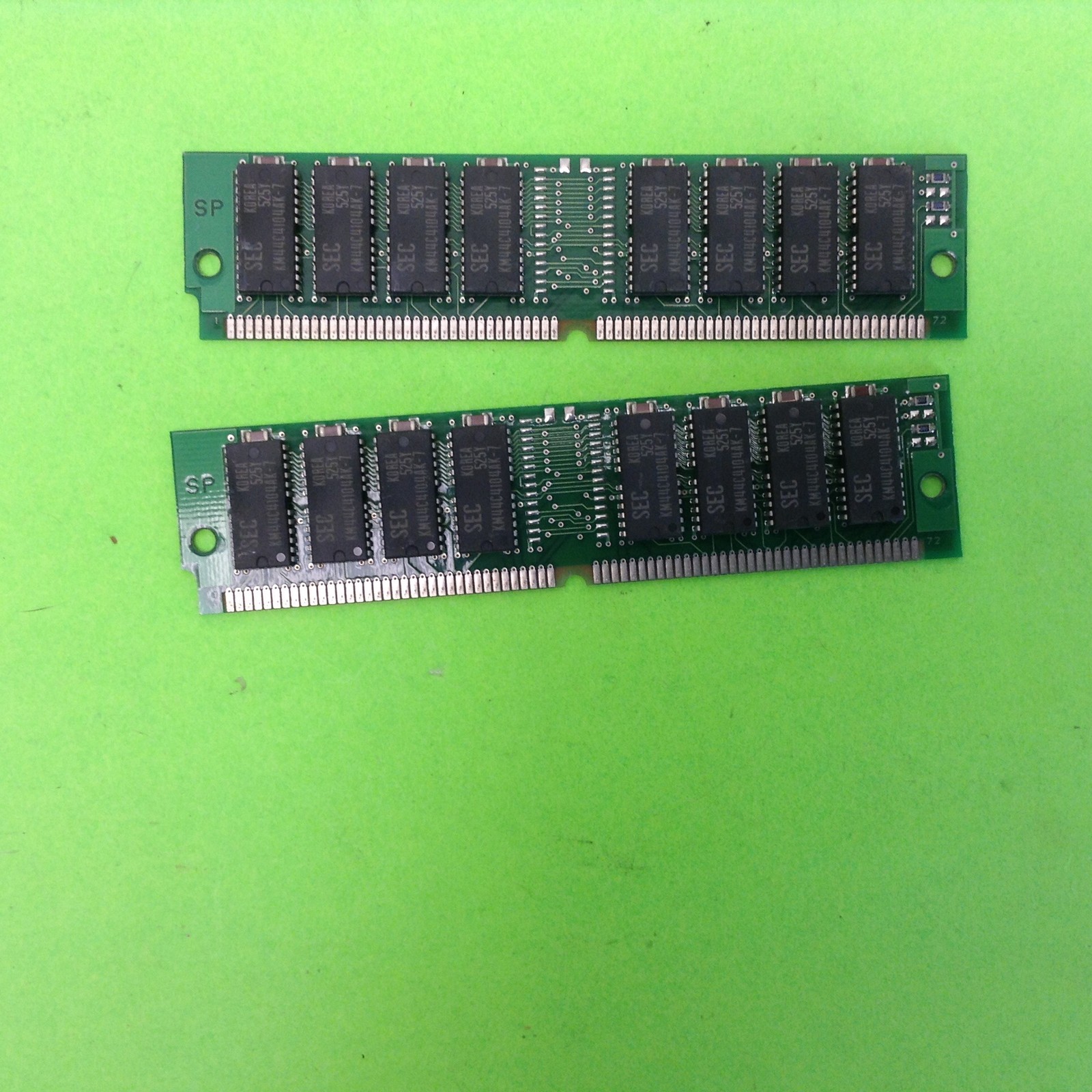 Set of (2) KMM5324104AK-7 SEC Random Access Memory RAM