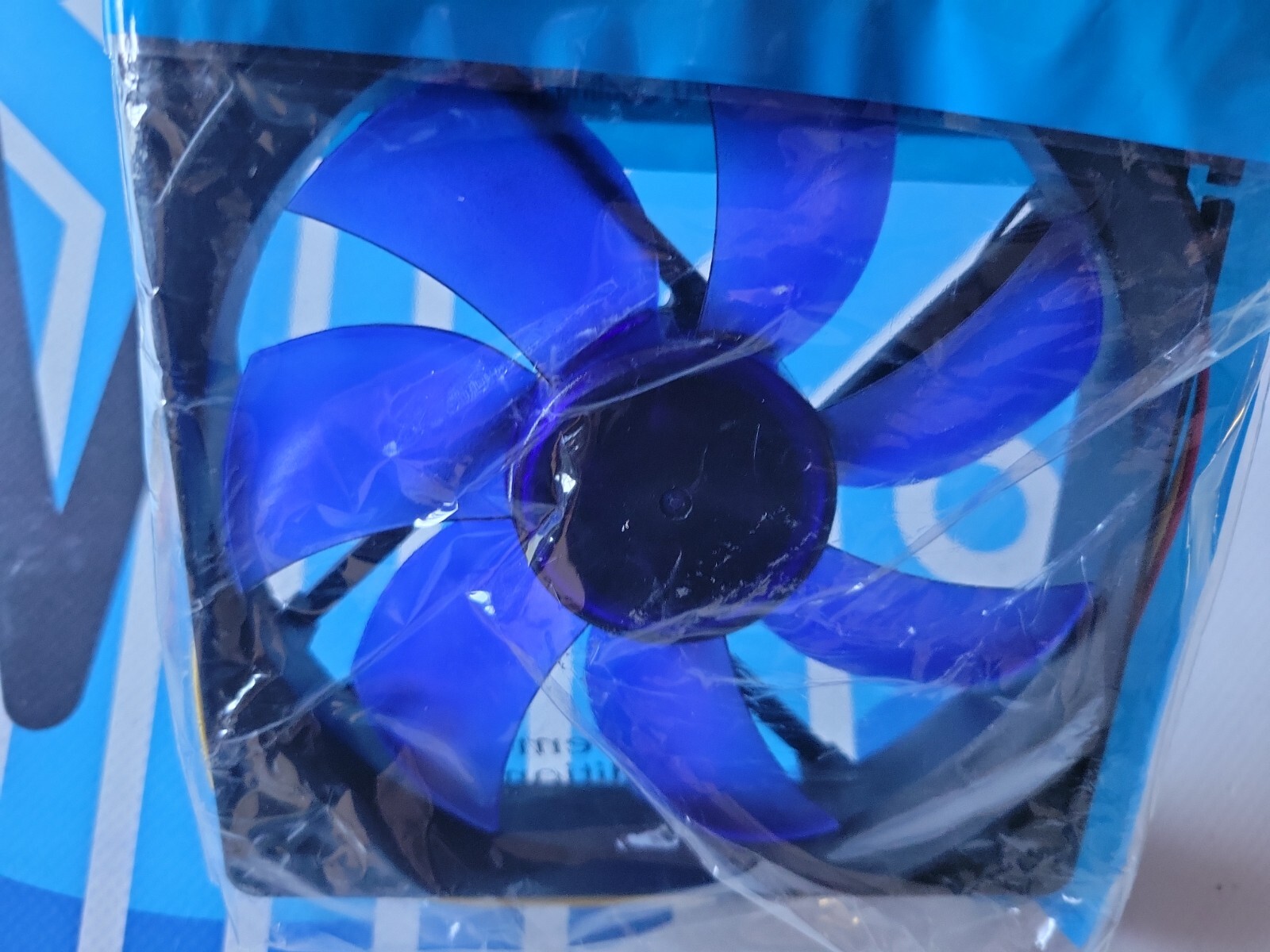 Akust FANMOD 12 120x25mm 3-Pin 1200RPM Extreme Air Flow Blue Blade Case/CPU Fan