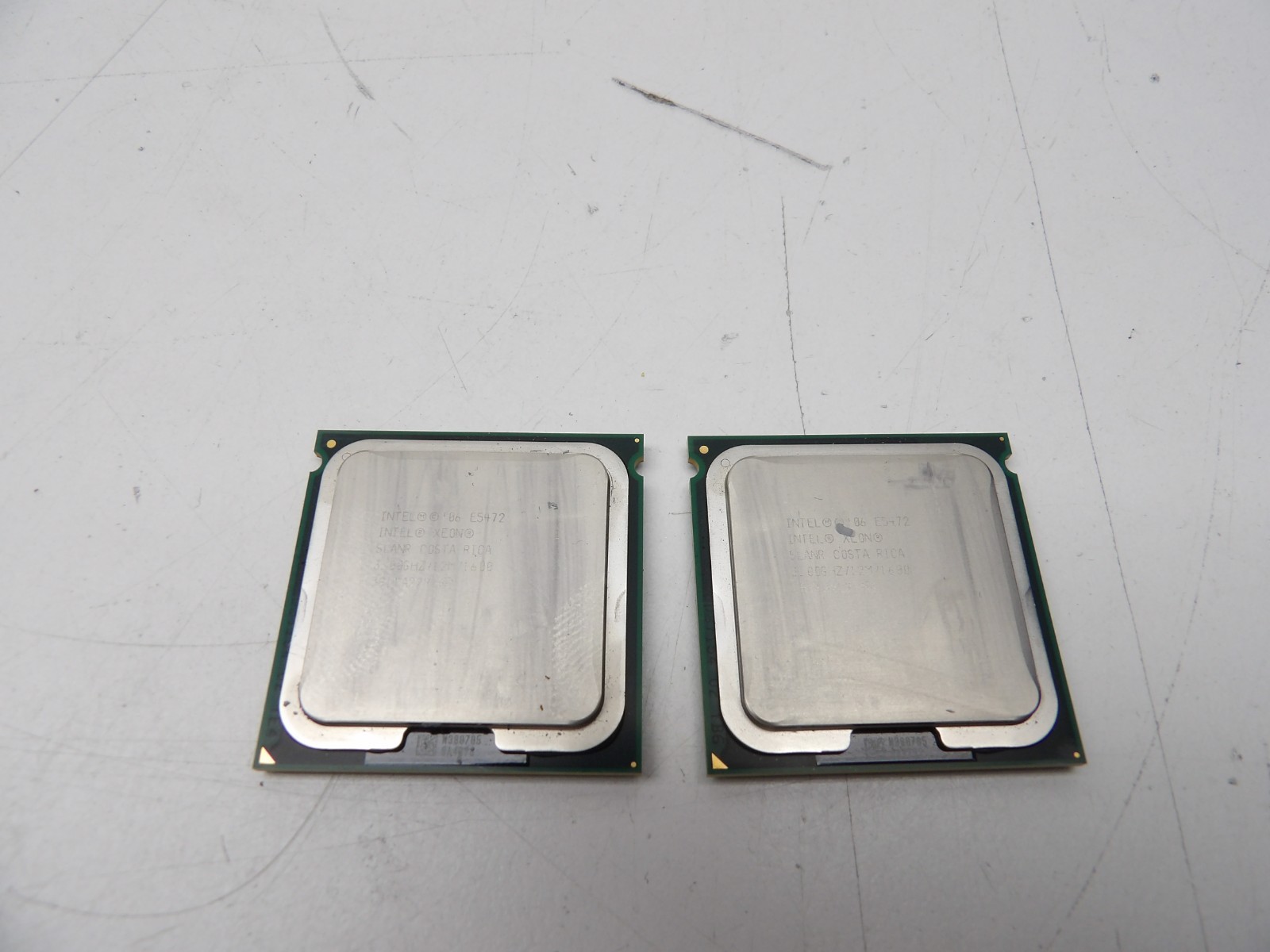 Lot of 2- Intel Xeon E5472 (SLANR) 3.00 GHz/ 12MB/ 1600MHz Quad-Core Processors