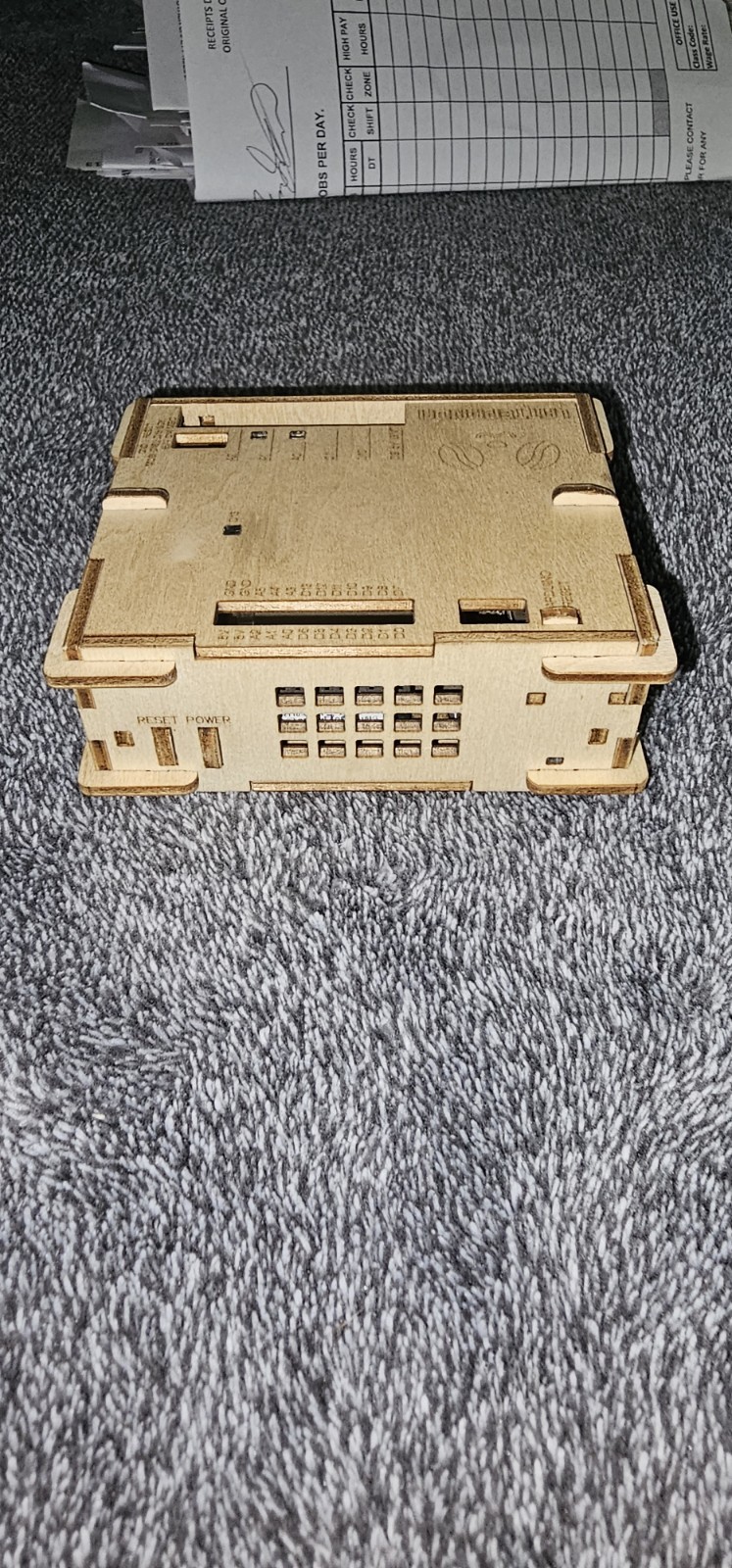 LattePanda V1.0 Single Board Computer 4GB/64GB Intel Z8300 Win10/Linux Wood Case