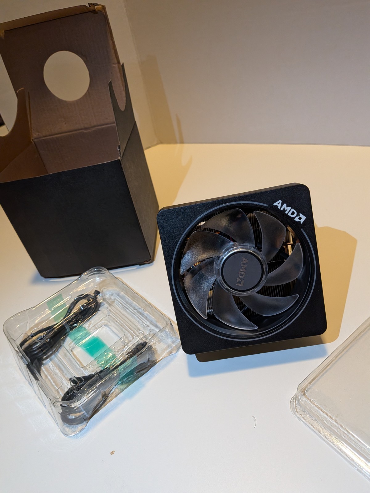 AMD Wraith Prism LED RGB CPU Cooler Heatsink Fan AM2 AM3 AM4 712-000075, REV C