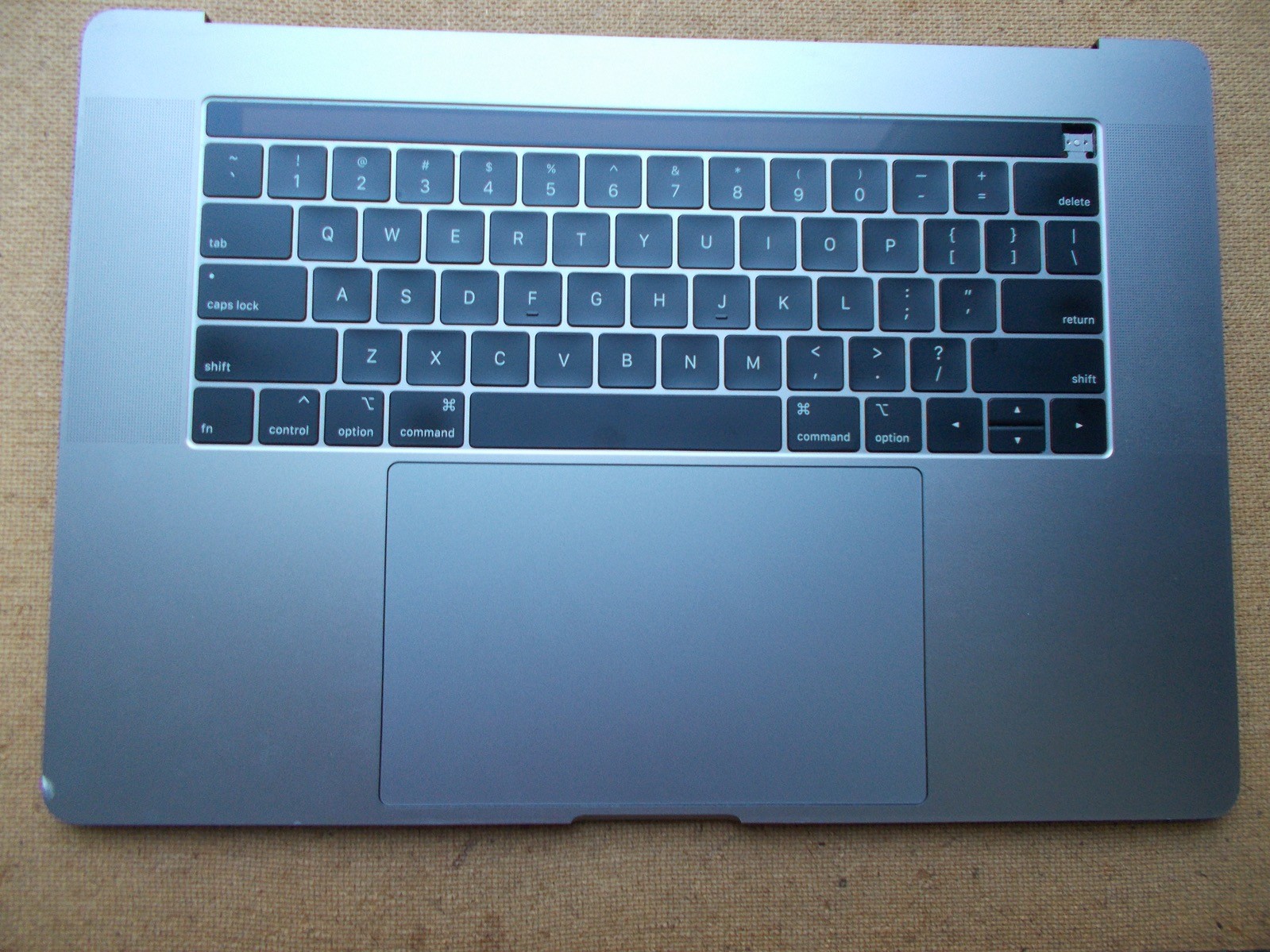 MacBook Pro A1990 15” Space Gray Keyboard, Trackpad, Battery 83% Capacity
