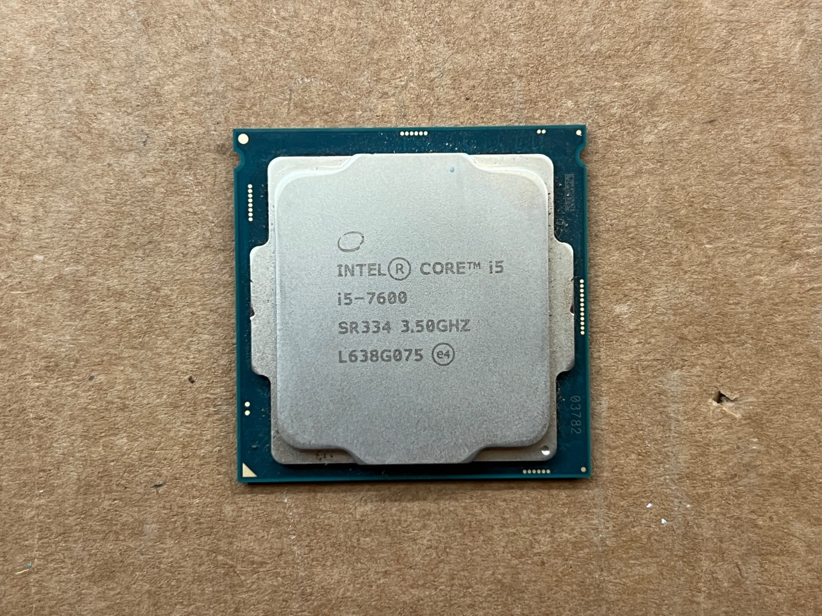 Intel Core i5-7600 3.50GHz 6M Socket 1151 Quad-Core LGA1151 SR334 CPU Processor