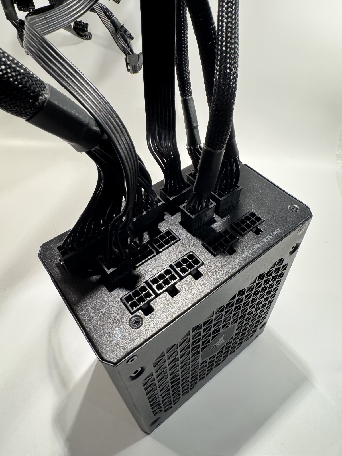 Corsair RM1000x Fully Modular Power Supply WITH CABLES Japan, Black Color