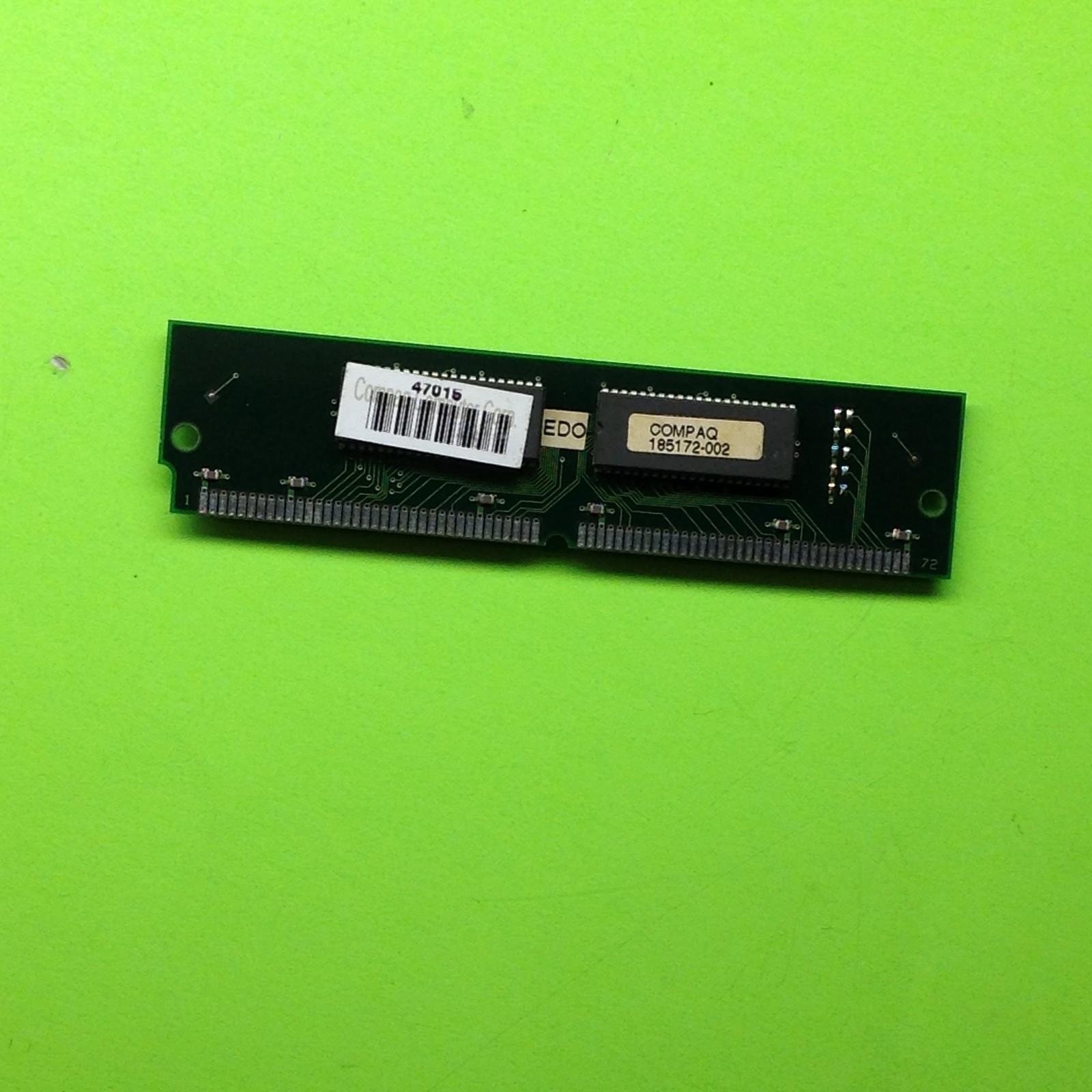 Compaq 185172-002 HM5118165BJ6 Random Access Memory RAM
