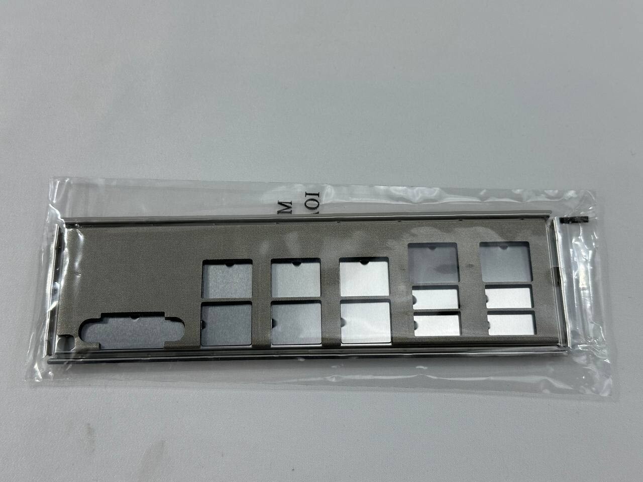 Standard Bracket SuperMicro I/O Shield with EMI Gasket for 2U+ Chassis