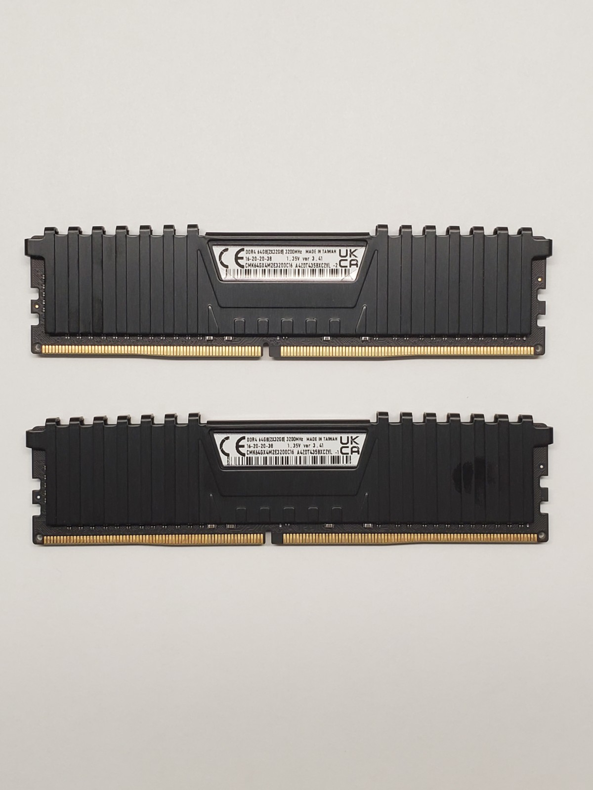 Corsair Vengeance LPX 64GB (2x32GB) DDR4-3200 DIMM Non-ECC CMK32GX4M2E3200C16