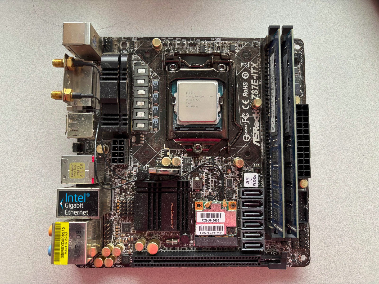 ASRock Z87E-ITX LGA 1150 Motherboard + Intel Xeon E3-1270 v3 & 16GB (2x8GB) RAM