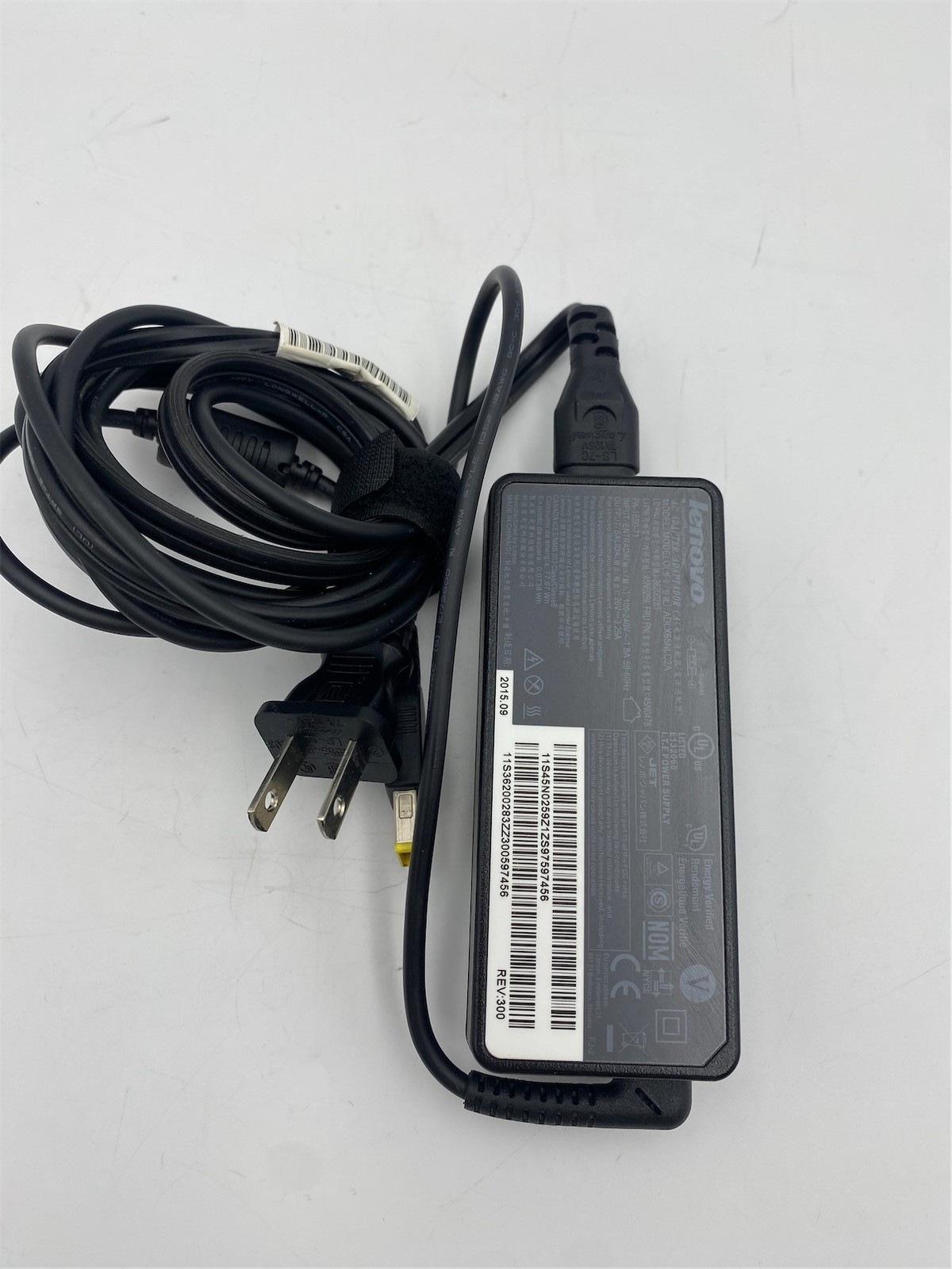 Lenovo 65W,20VDC,2P,WW,DEL 45N0478