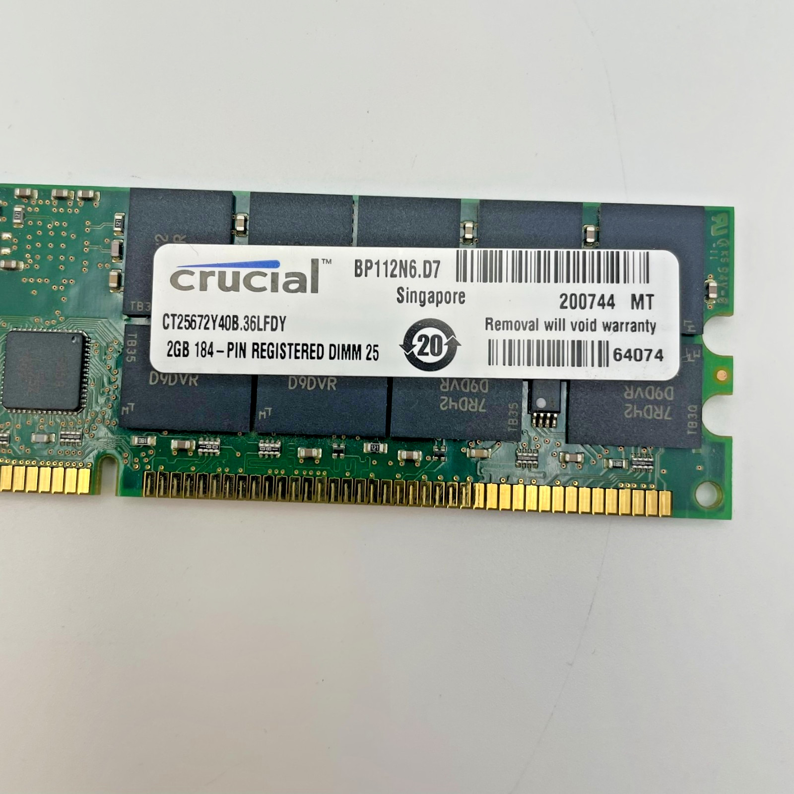4GB Kit 2x2GB Crucial DDR ECC Registered PC3200R Server RAM CT25672Y40B