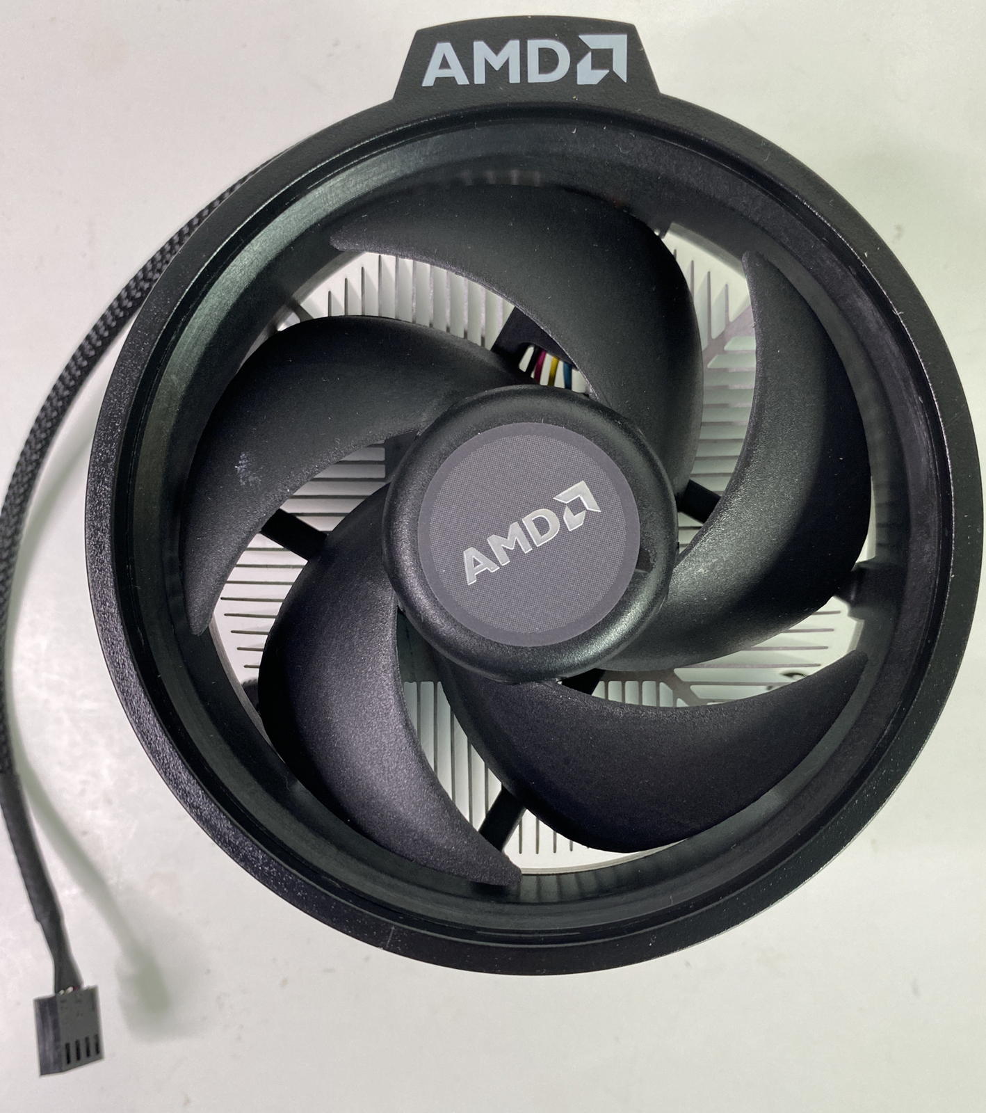 AMD Wraith Stealth Socket AM4 Ryzen CPU Heatsink Stock Cooler – 712000075