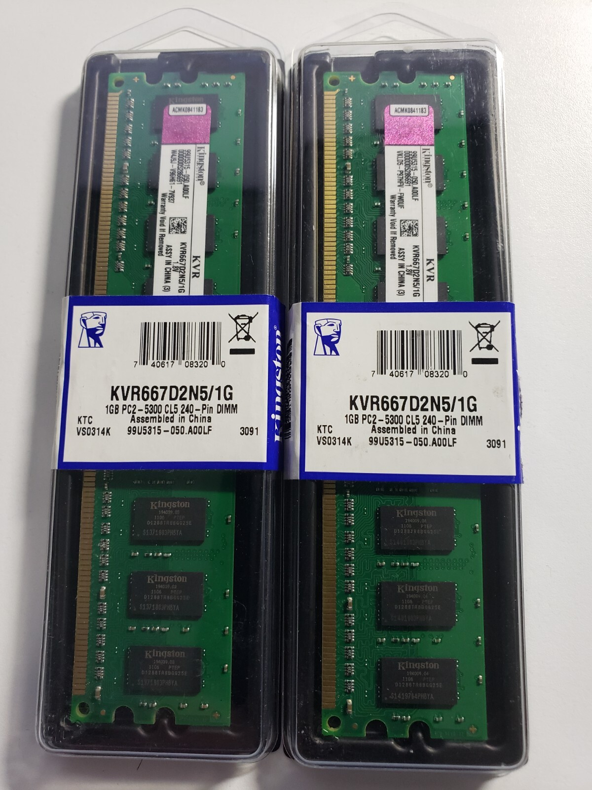 2GB Kingston PC2-5300 (DDR2-667) 2X1 GB DIMM Memory…