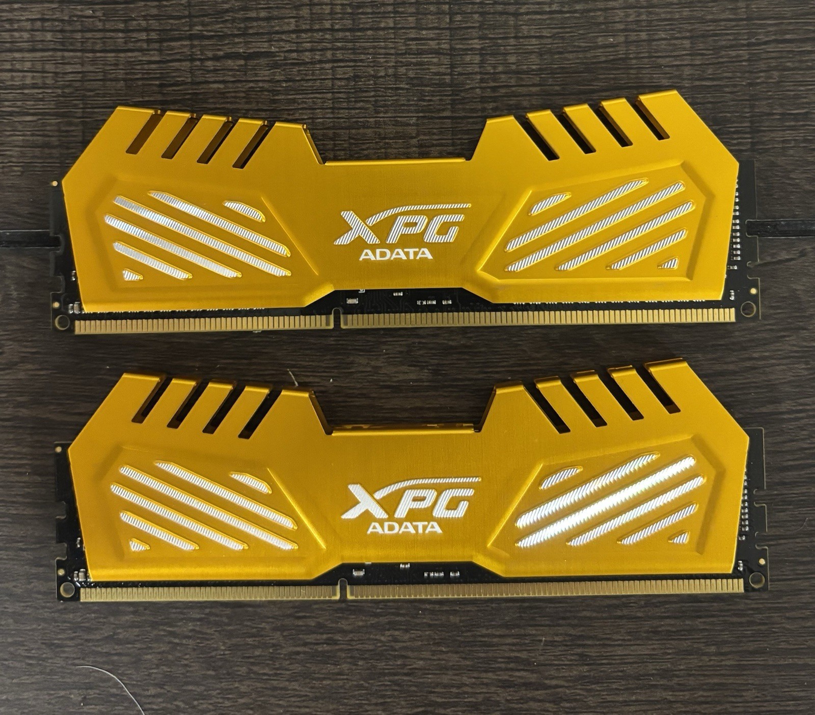 COMPUTER MEMORY – XPG ADATA