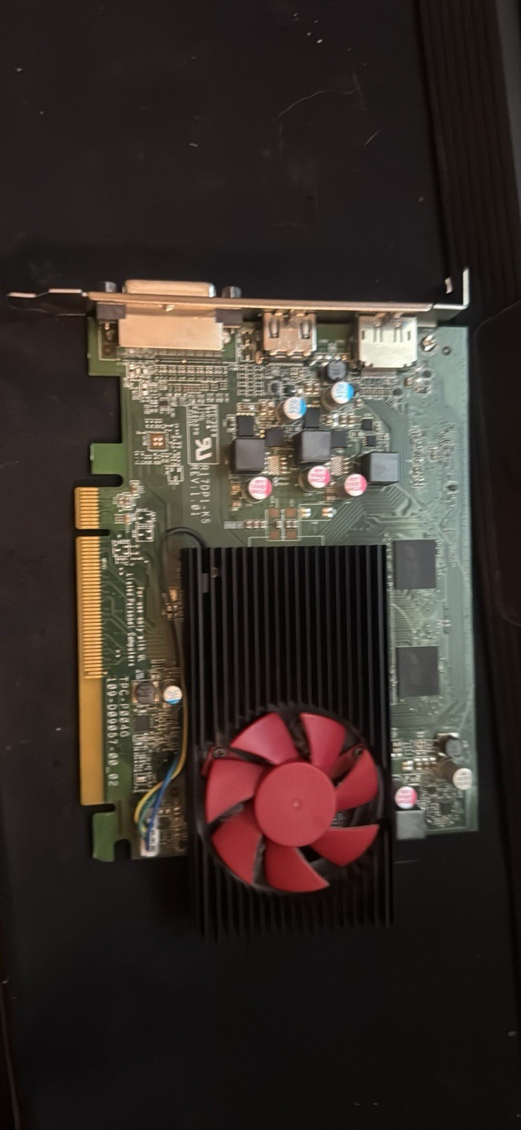 AMD RX550 HP Radeon PCIe x16 Graphics Card Fan Heatsink DVI-D HDMI DisplayPort