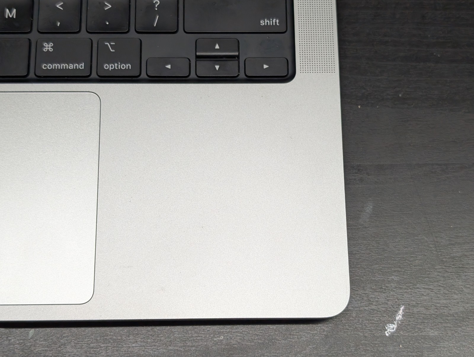 OEM Apple MacBook Pro 14″ M1 2021 A2442 Top Case Keyboard Trackpad Silver – A