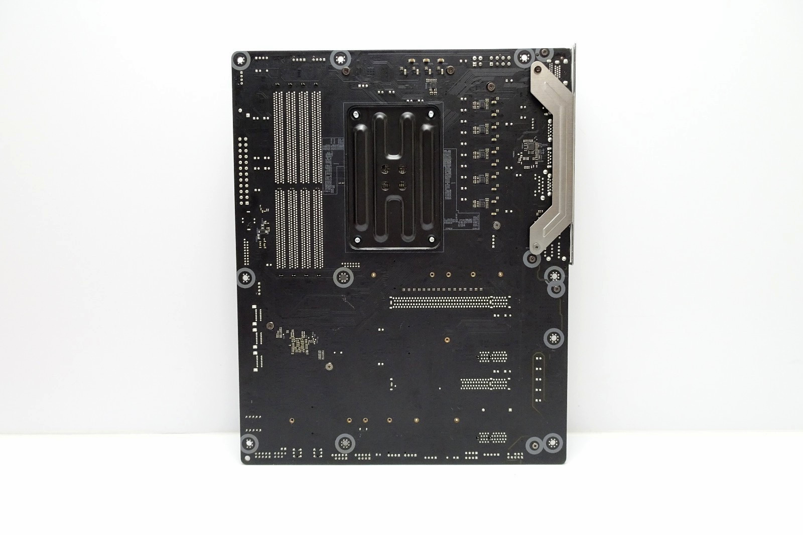 ASRock B550 Extreme 4 ATX Motherboard
