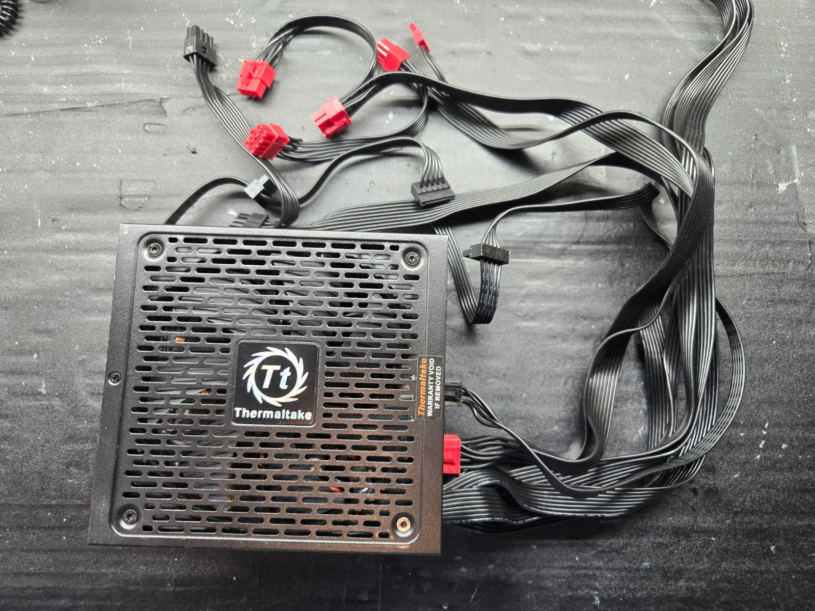 Thermaltake Toughpower 80 PLUS Gold 750W Semi Modular ATX Power Supply TPD-0750M