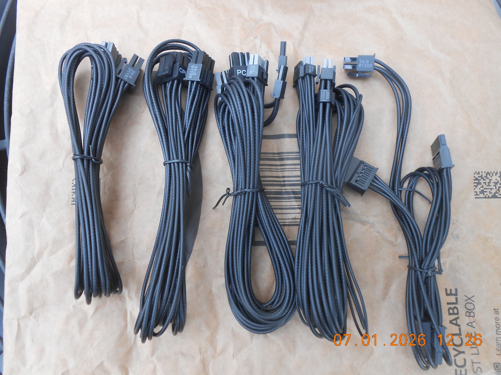 Lot of Corsair RMe Series RM750e SATA CPU PCI-E Replacement Wires/Cables