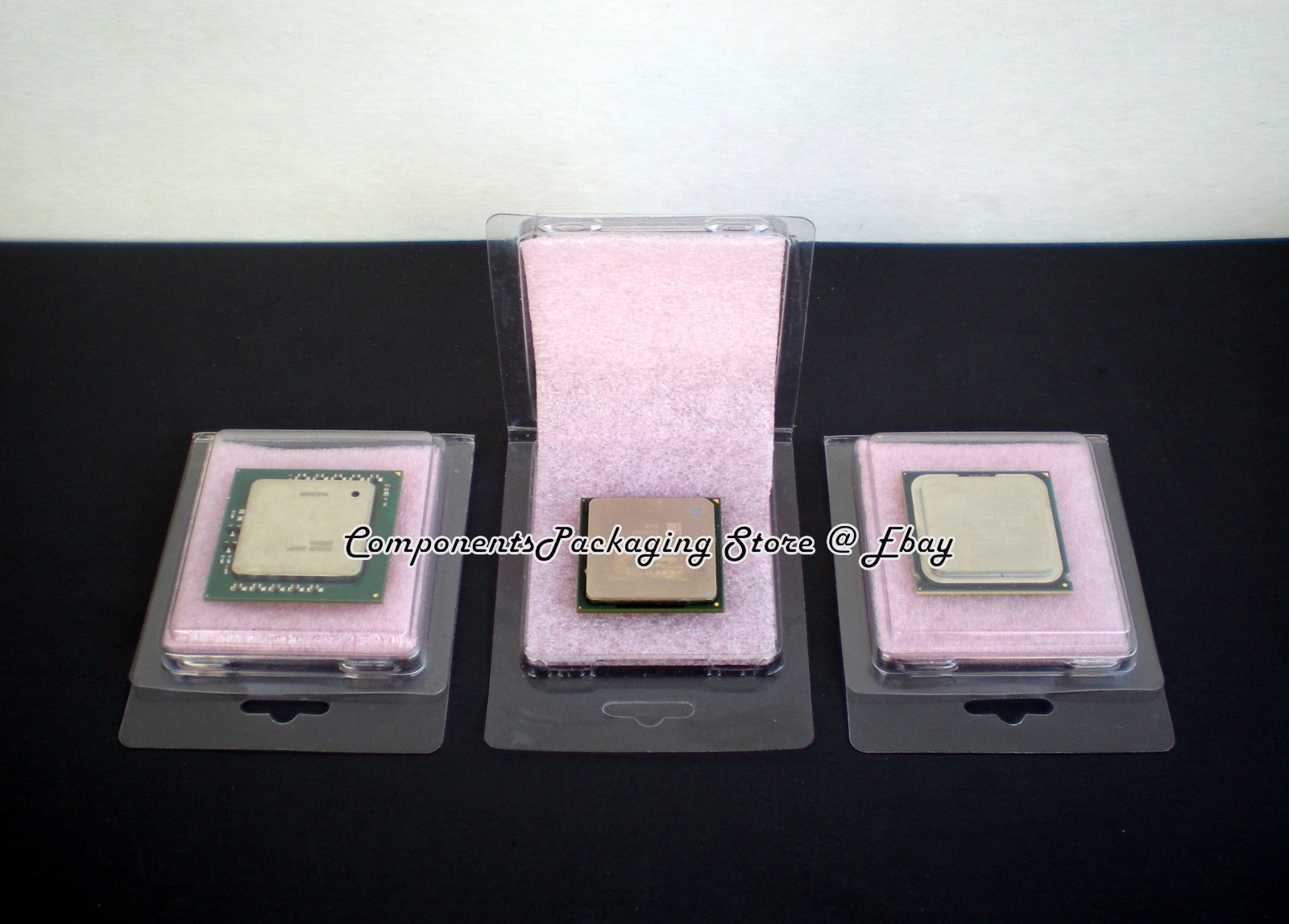 10 Processor Clam Shell Case fits Intel CPU up to 2.5″ x 2.15″ (66×55 mm) + Foam