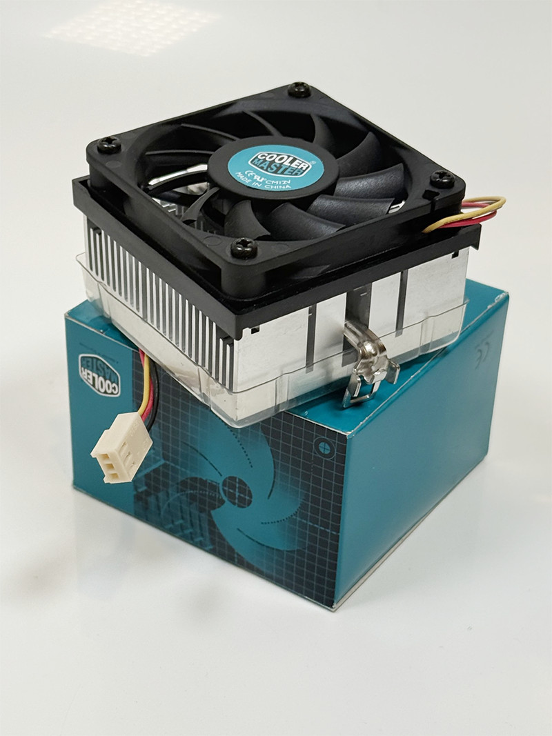 Cooler Master Low Profile CPU Fan Heatsink for Socket 370 (40mm Height)