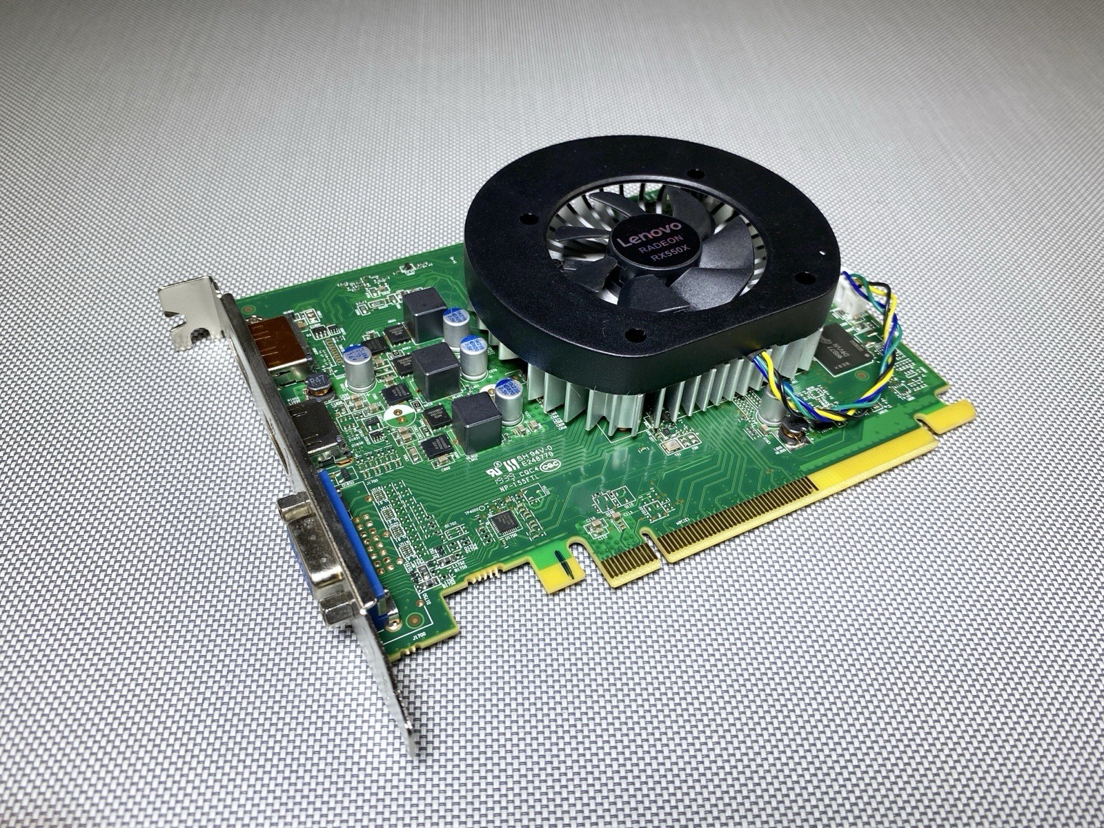 Lenovo AMD Radeon RX550X 4GB GDDR5 Graphics Video Card (01YW869) – Working!