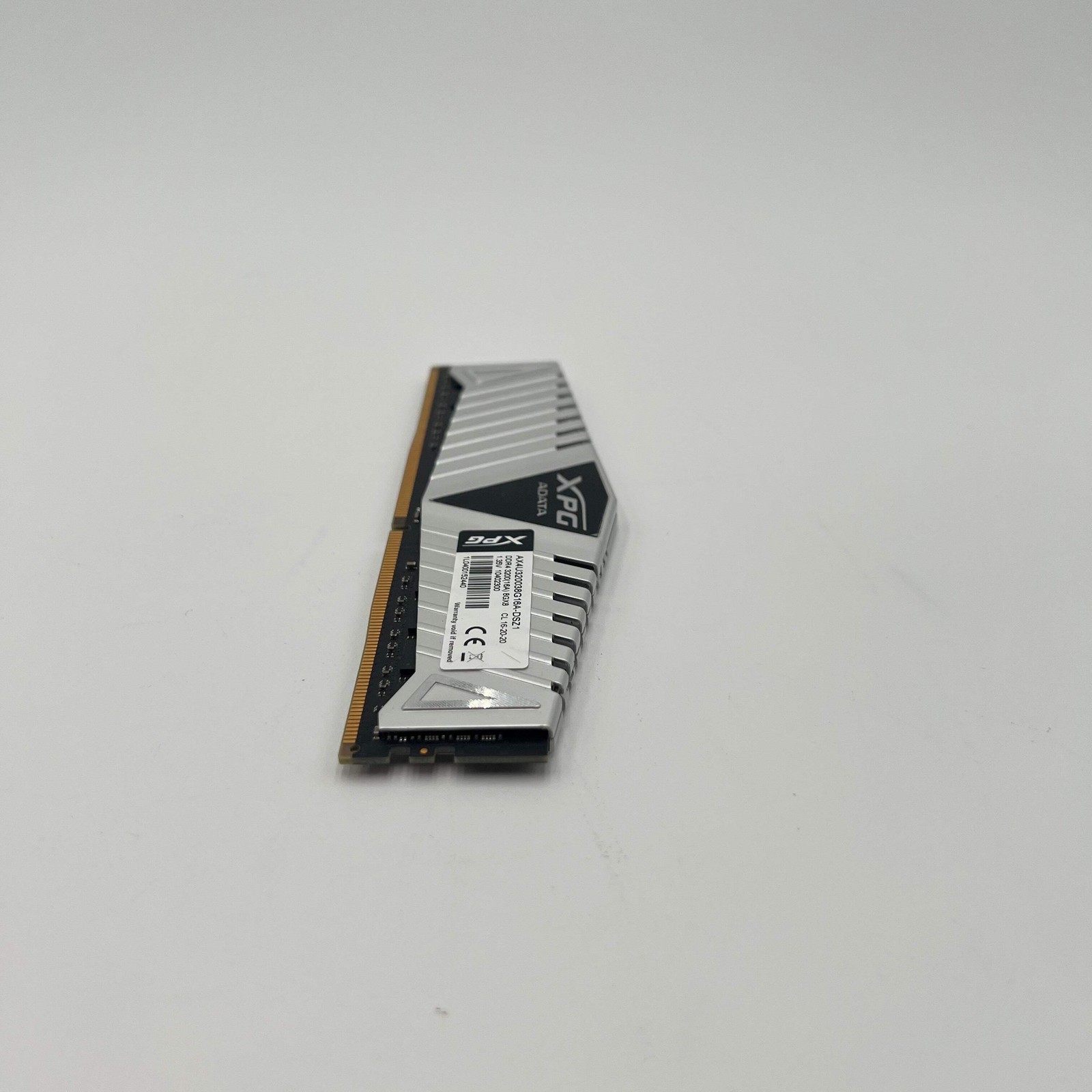 XPG Adata AX4U32003 8GB DDR4 RAM Gray Used