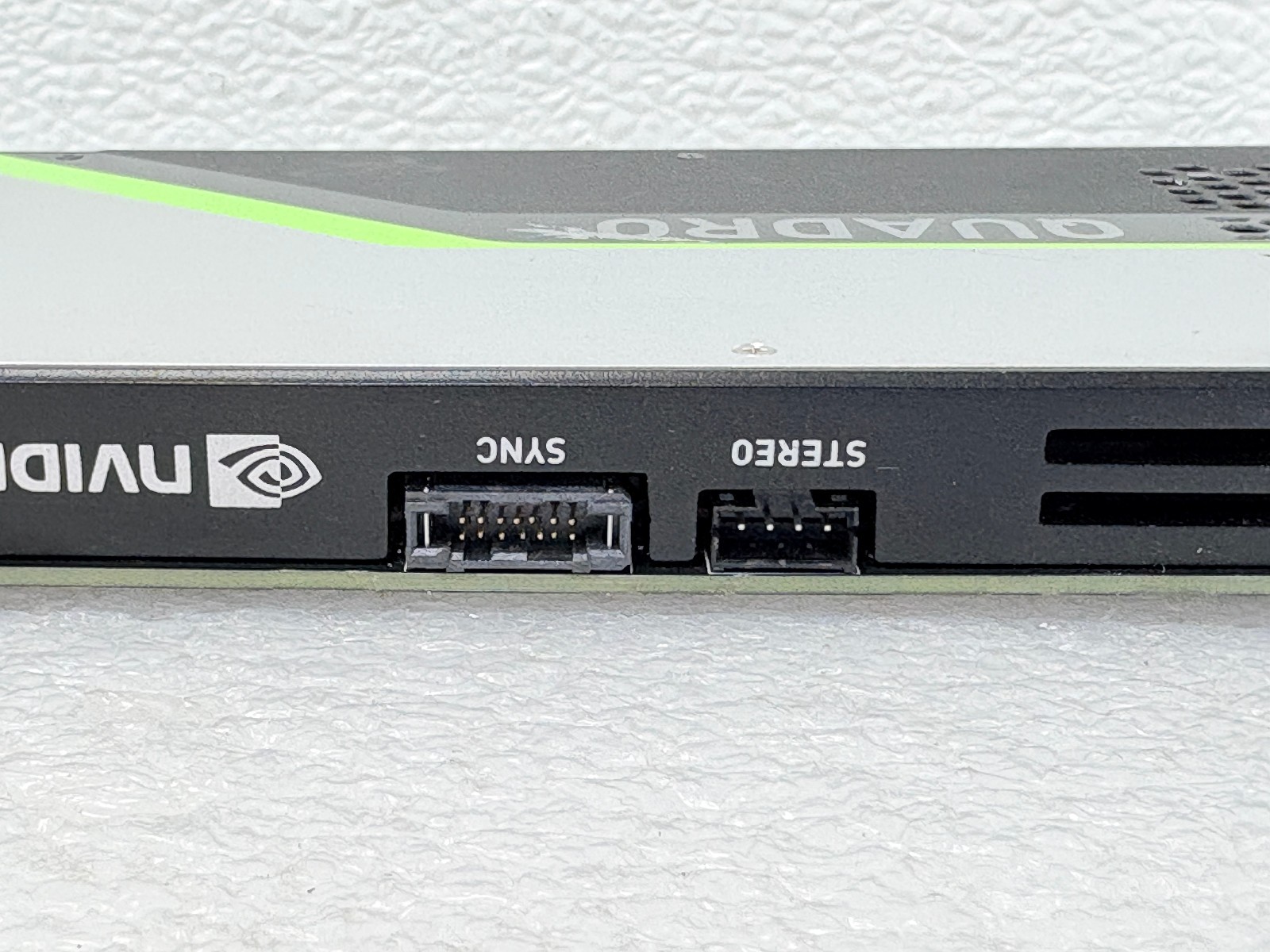 NVIDIA Quadro RTX 4000 PCIe x16 3.0 8GB GDDR6 256-Bit 8-Pin PCIe Graphics Card