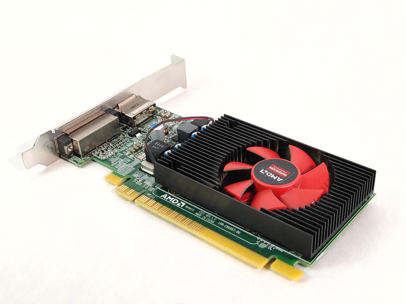AMD Radeon R5 430 2 GB GDDR5 PCI Express x16 Desktop Video Card
