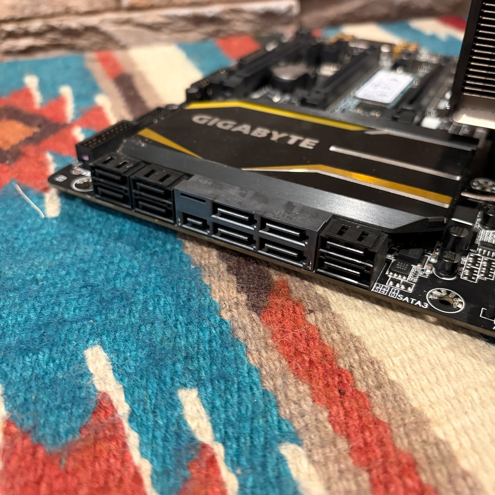 GIGABYTE X99-UD4 Motherboard Combo! Xeon 2650v3 16GB RAM 256GB SSD Radeon 4GB
