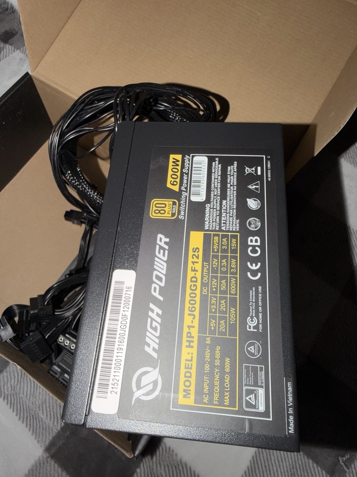 High Power 600W 80 Plus Gold Power Supply Unit for Desktop Computer