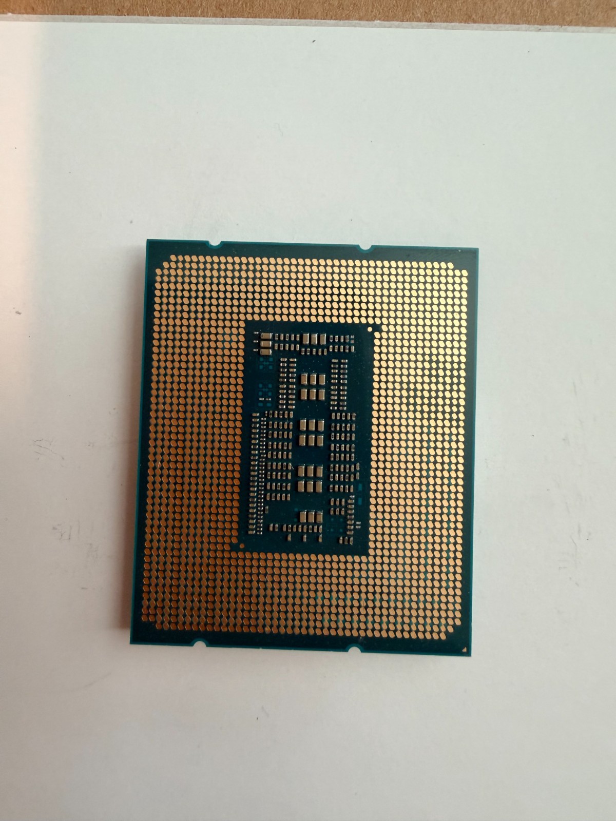 Intel i7-13700 Processor @ 2.10GHz to 5.20GHz 16 Core SRMBA. FCLGA1700