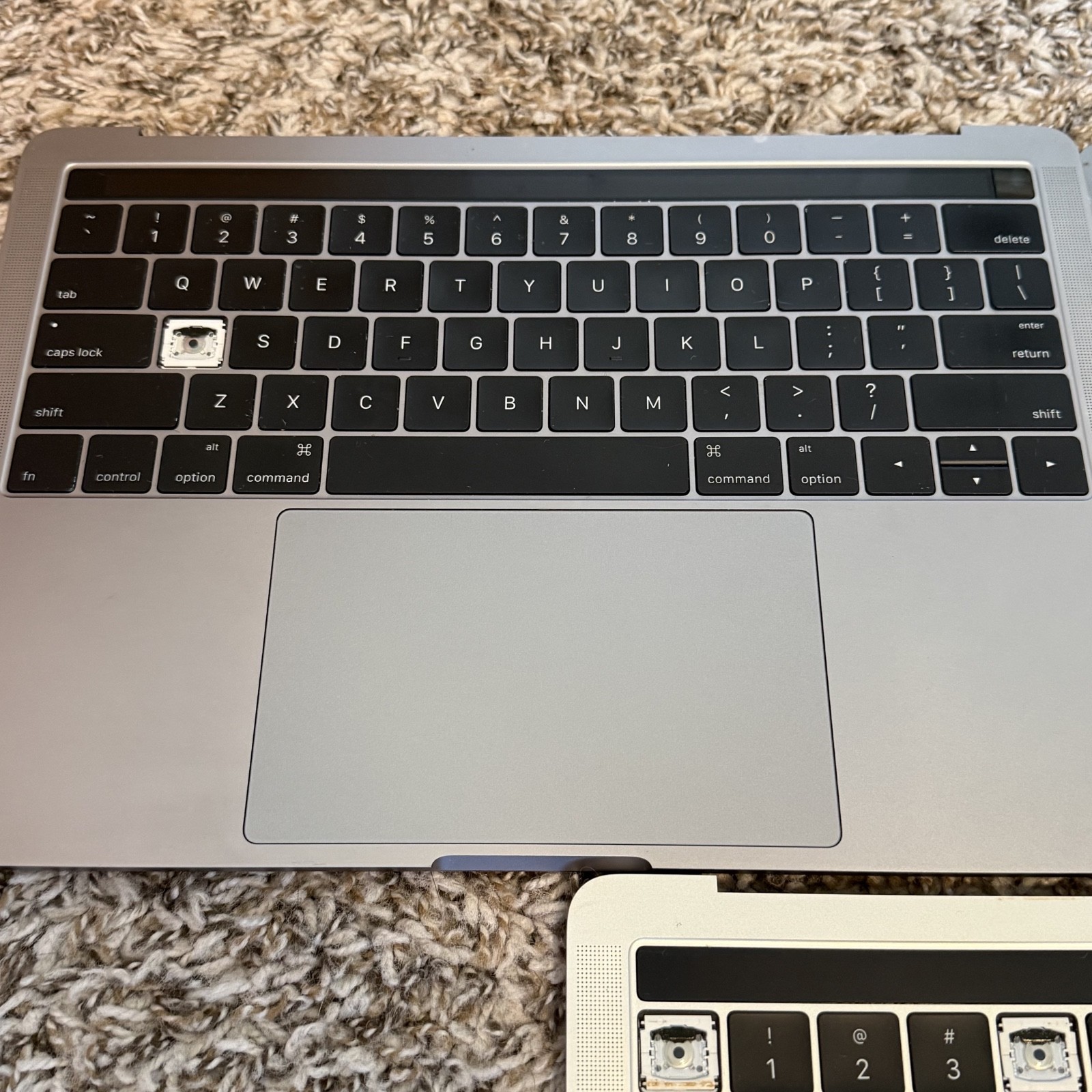 Lot X3 Apple MacBook Pro A1706 2016 2017 Touchpad Touch Bar Keyboard Gray Silver