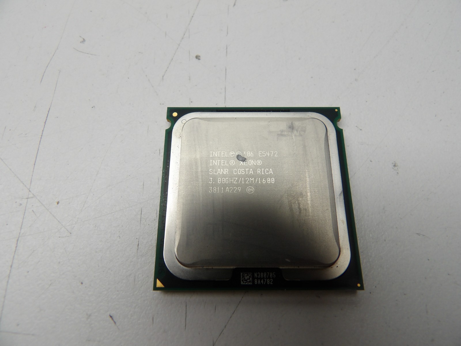 Lot of 2- Intel Xeon E5472 (SLANR) 3.00 GHz/ 12MB/ 1600MHz Quad-Core Processors