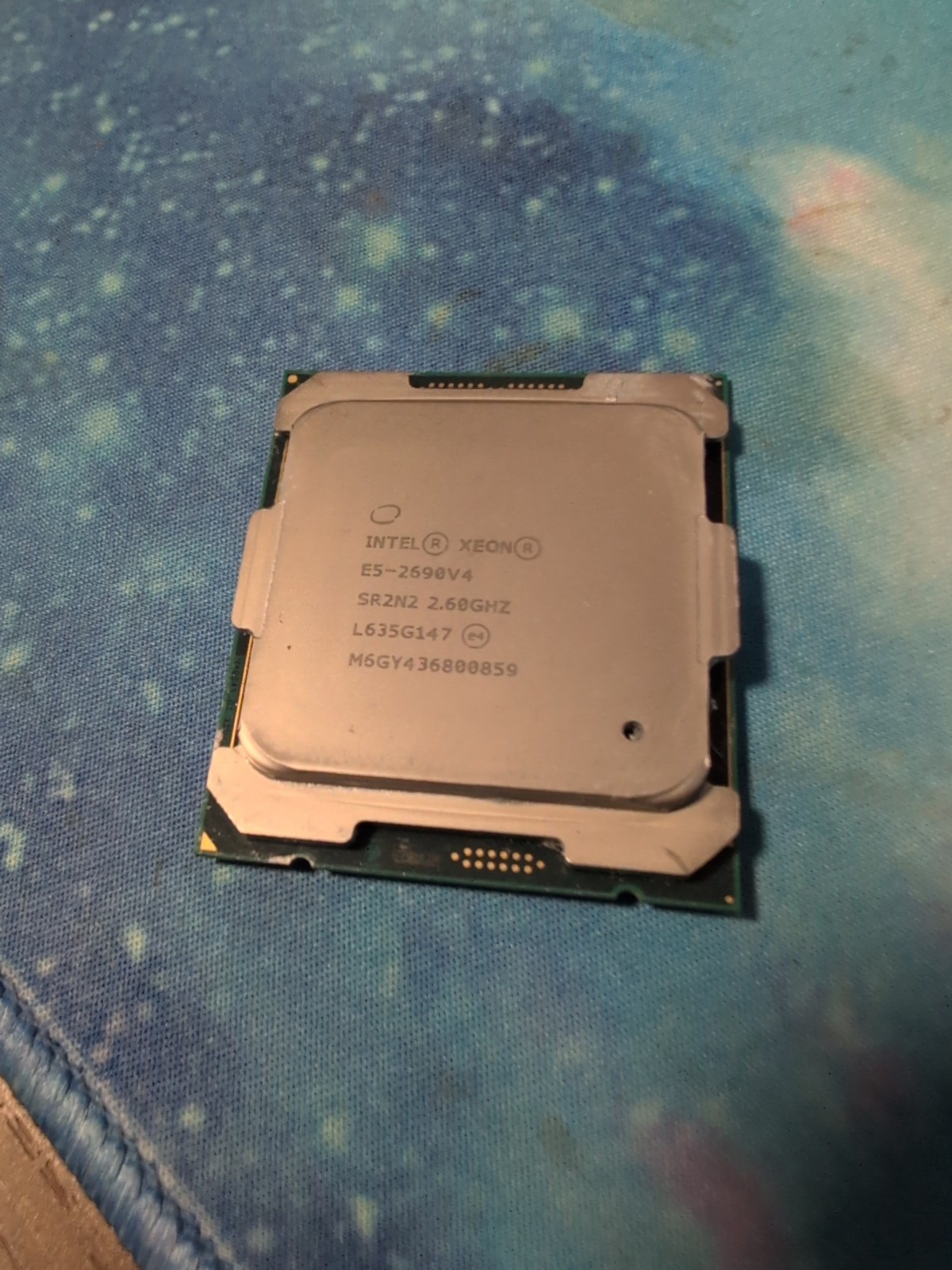 Intel Xeon E5-2690 v4 2.6GHz SR2N2 35MB 14-Cores LGA2011-3 B Grade CPU