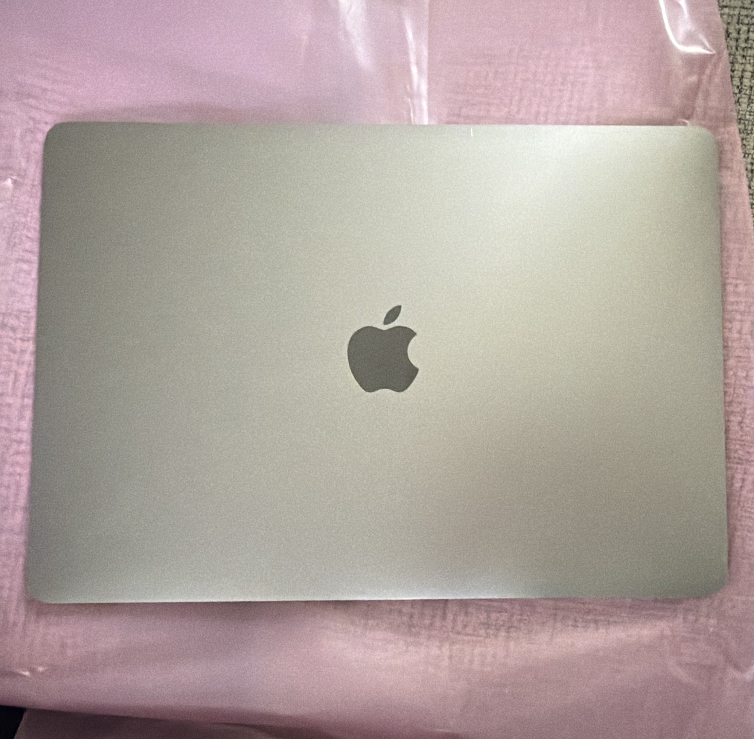 Apple MacBook Pro A1706 13in LED LCD Screen Assembly 2560×1600, Gray