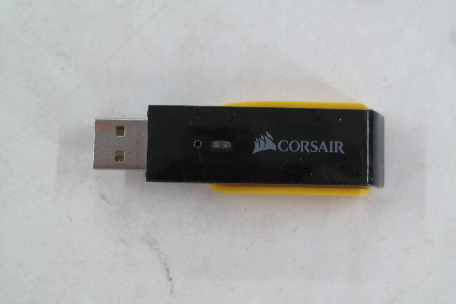 Corsair RDA0012 Wireless USB Receiver Dongle Black Yellow 75-003244 Adapter